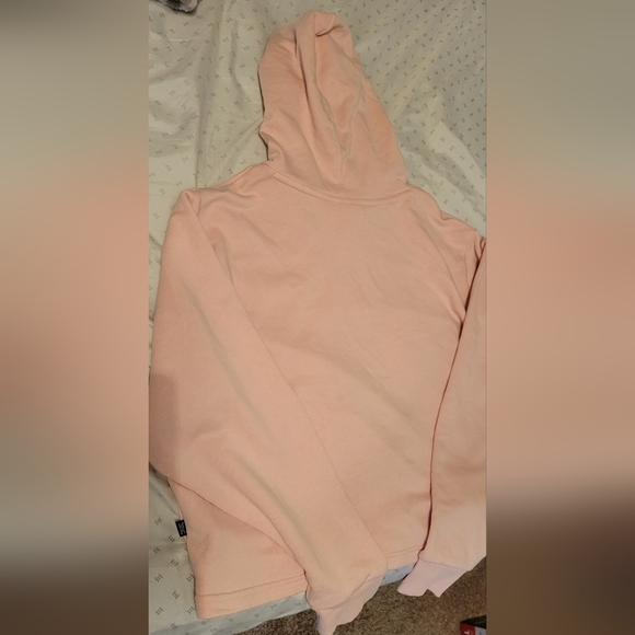 NWT Puma Pink Sweater - Picture 4 of 7